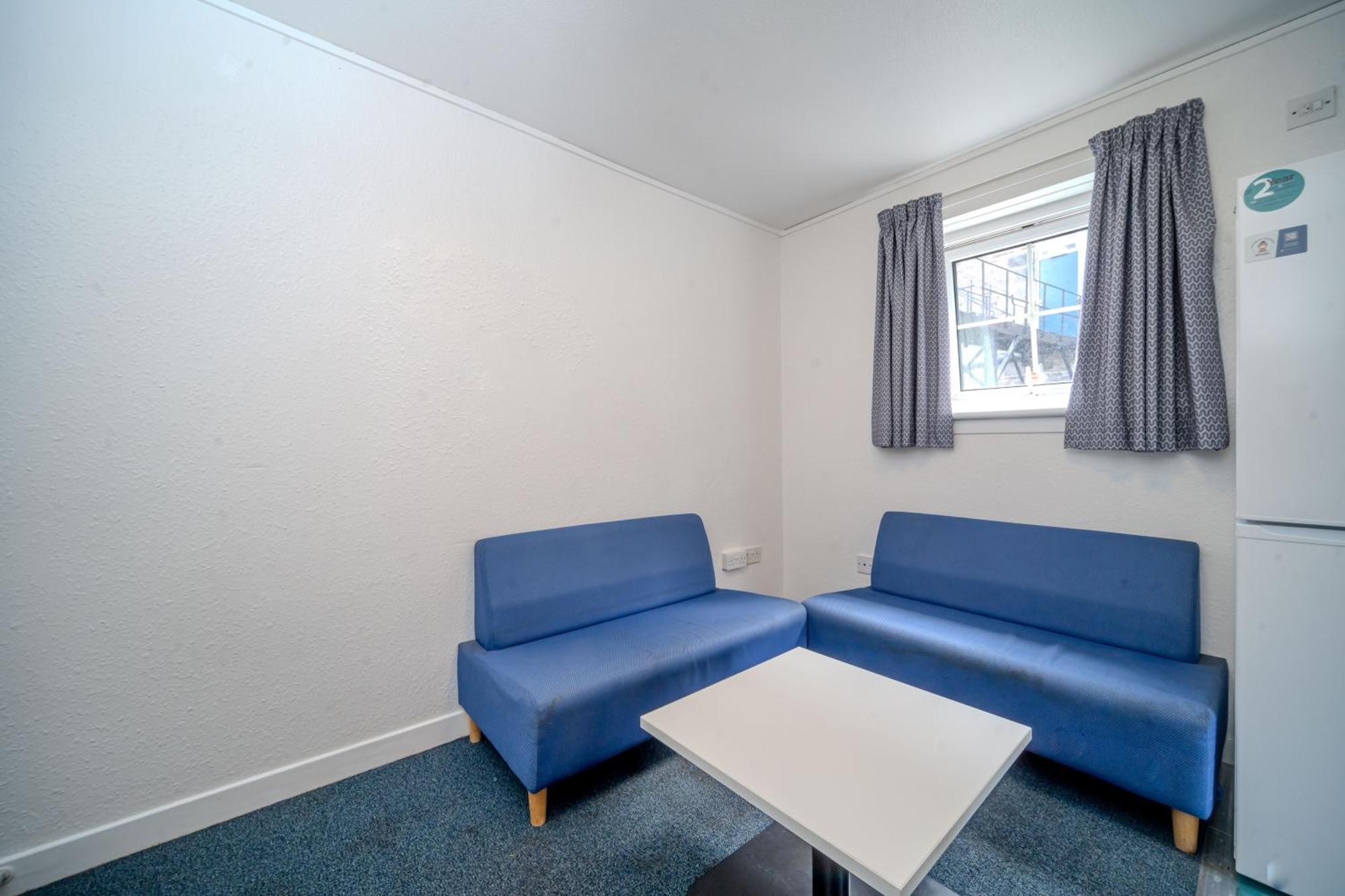 Joivy Budget 4,5 And 6 Bed Private Flats, In Historic Old Town (Adults Only) EDI Eksteriør bilde