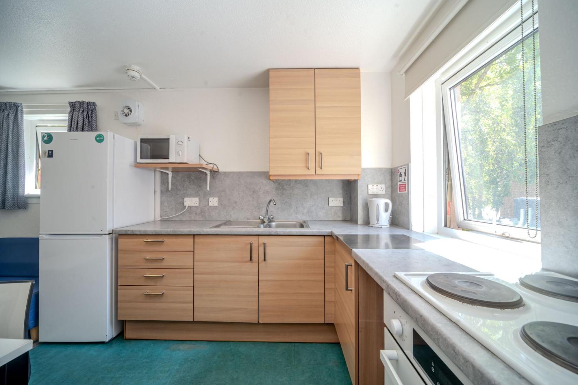 Joivy Budget 4,5 And 6 Bed Private Flats, In Historic Old Town (Adults Only) EDI Eksteriør bilde